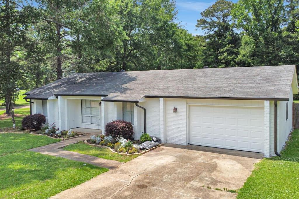 Turtle Creek 3/2 Close To Rez Brandon Exterior photo